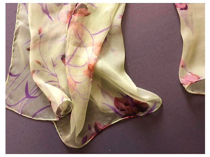 Autre Marque Nuova stola di sciarpa in chiffon di seta stampata Porpora Marrone chiaro Verde chiaro - vista 4
