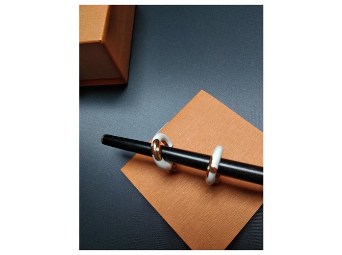 Louis Vuitton VUITTON Creolen Weiß - Ansicht 3