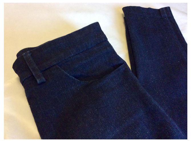 Acne Dunkelblaue Röhrenjeans - Ansicht 6