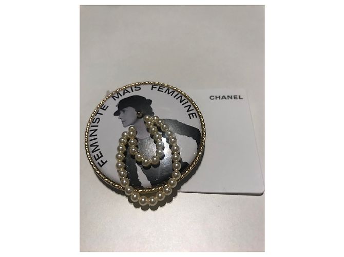 Spilla Chanel, Gabrielle Chanel , Nuovo mai usato. Bianco D'oro Nocciola - vista 3