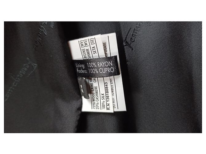 Cappotto oversize Salvatore Ferragamo in lana cashmere e seta nero - vista 9