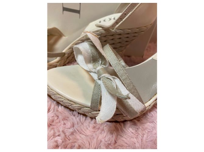 Mule con zecca Christian Dior in pelle color eggshell 38.5 Bianco sporco - vista 3