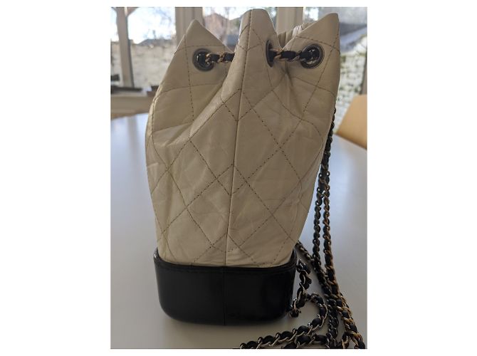 Chanel Gabrielle Rucksack Klein Weiß - Ansicht 5