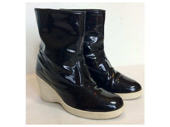 Mm6 Bottes en cuir verni noir - vue 2