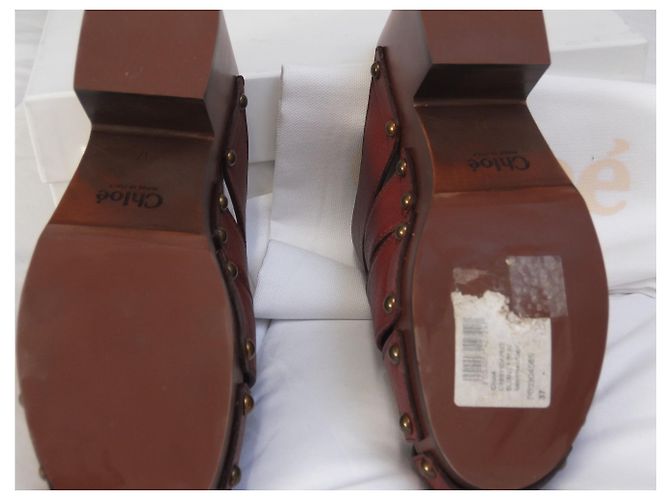 Mules Chloé Sandali Rosso Bordeaux Pelle con Borchie Bordò - vista 6