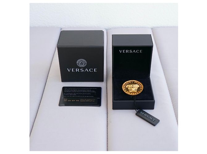 Versace Pins & brooches - view 3