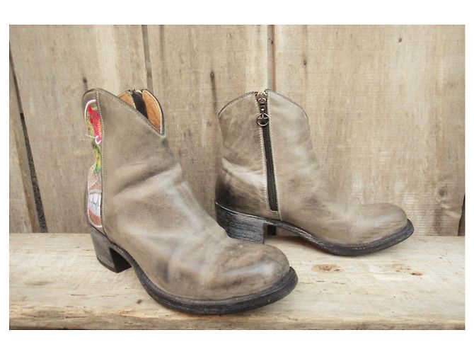 boots Mexicana brodées Calamera p39 - vue 4