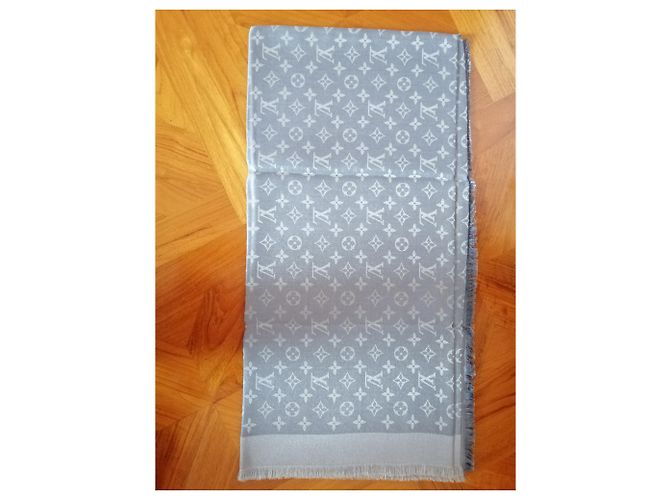 Schal Louis Vuitton m75120 Grau - Ansicht 2