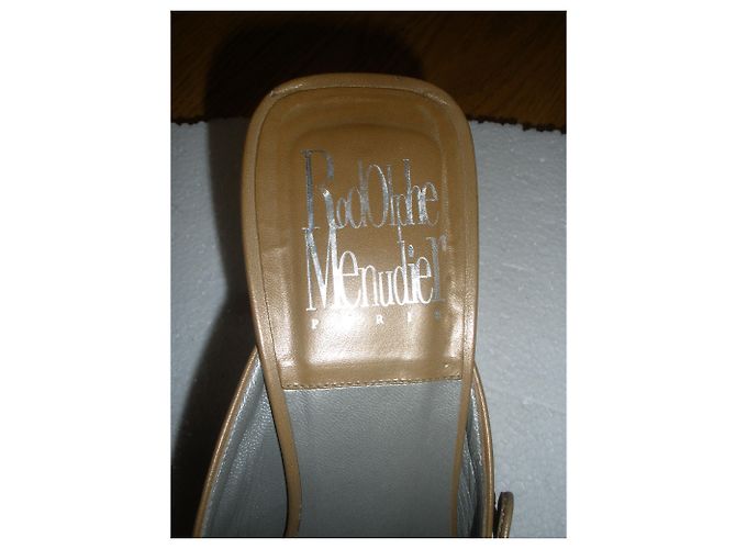 Mules Rodolphe Menudier in pelle beige - vista 2