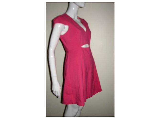 Halston Heritage Vestido rosa con recortes - vista 3