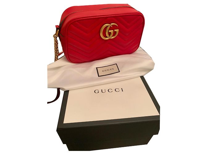 Borsa a mano Gucci Marmont in pelle rossa Rosso - vista 2