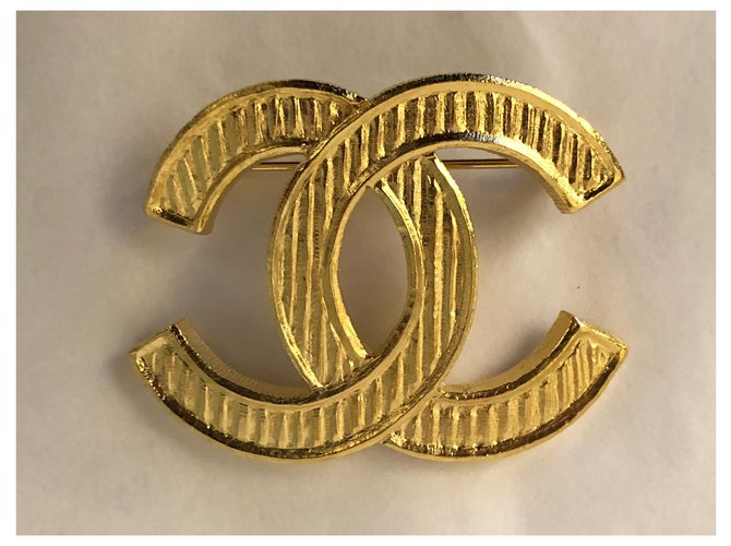Chanel DC-Pin Golden - Ansicht 3