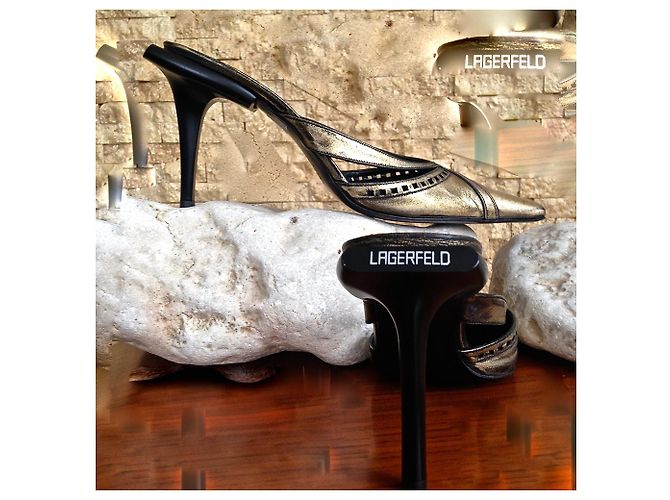 Dorato con décolleté in pelle nera di Karl Lagerfeld - vista 2