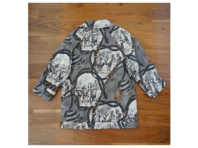 Abrigo Acolchado Givenchy Estampado Ecuestre Gris Oro Blanco Multicolor - vista 4