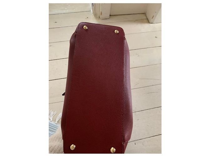 Borsa a mano Cartier in pelle rosso scuro Bordò - vista 3
