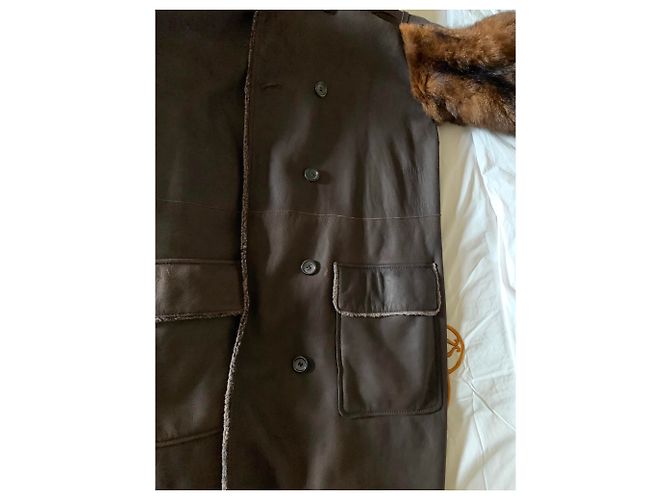 Yves Saint Laurent Magnífico abrigo de visón de granja y cuero YSL Castaño - vista 3