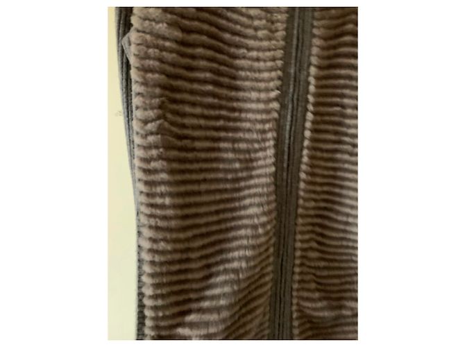 Autre Marque Wunderschöne Kaschmirjacke und praktischer Nerz Taupe - Ansicht 6
