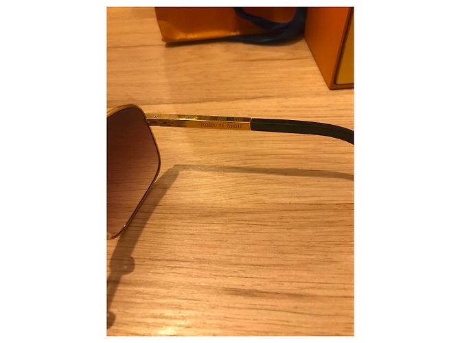 Louis Vuitton Occhiali da sole D'oro - vista 6