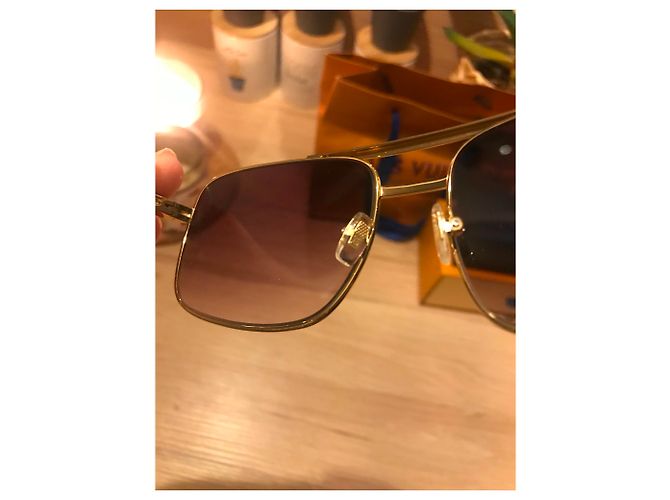 Louis Vuitton Occhiali da sole D'oro - vista 8