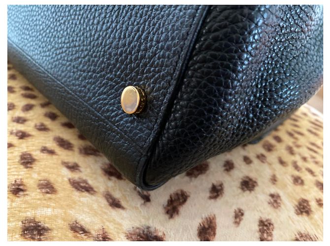 Saint Laurent Bolsa de couro preto com fivelas douradas - vista 6