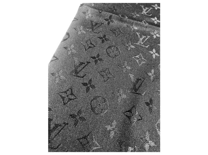Scialle Louis Vuitton monogram nero - vista 4