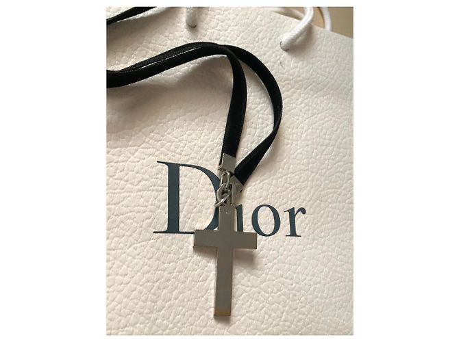 Collana Christian Dior Croce Nera in Acciaio Nero - vista 5