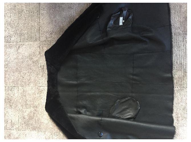 Autre Marque DER RUF - Reversible Shearling Coat Schwarz - Ansicht 3