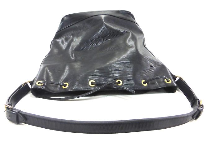 Louis Vuitton NOE GM PELLE EPI NERO - vista 14