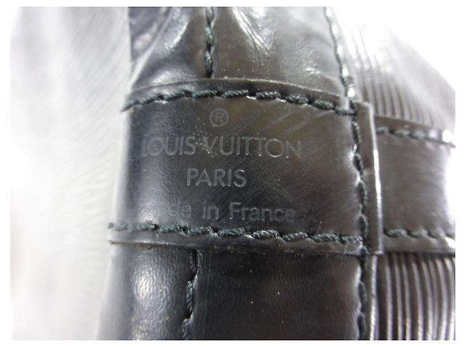 Louis Vuitton NOE GM PELLE EPI NERO - vista 17