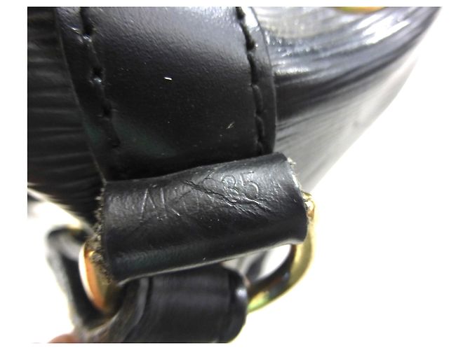 Louis Vuitton NOE GM PELLE EPI NERO - vista 20