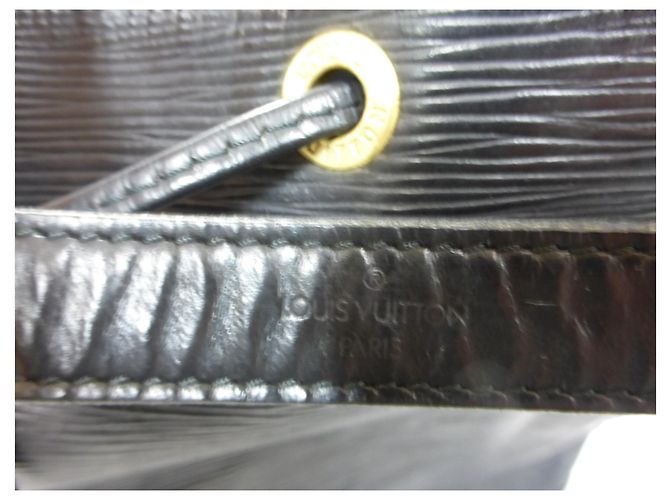Louis Vuitton NOE GM PELLE EPI NERO - vista 9