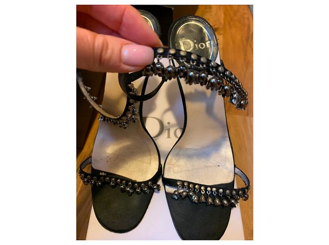 Décolleté Christian Dior in raso nero - vista 2