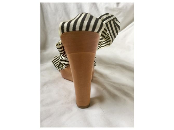 Coach Sandals with tie ribbon - view 5