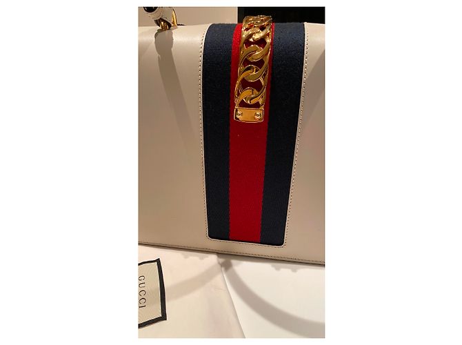 Gucci Sylvie Tote Bag Weiß Leder mit Blumenprägung - Ansicht 6