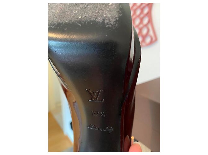 Décolleté Louis Vuitton Pelle Rosso Scuro 37.5 Bordò - vista 3