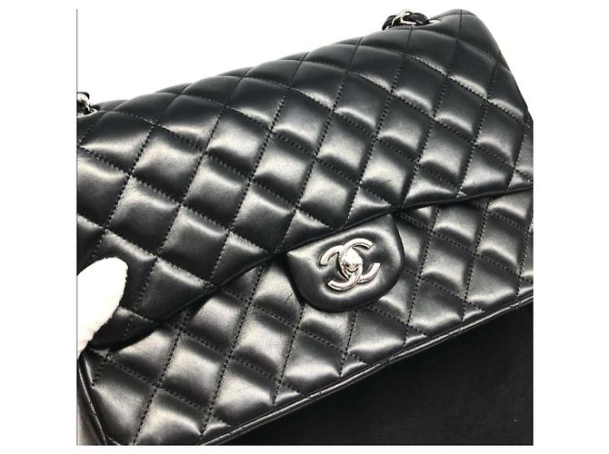 Timeless Chanel Borsa classica jumbo in pelle di agnello nera Nero - vista 2