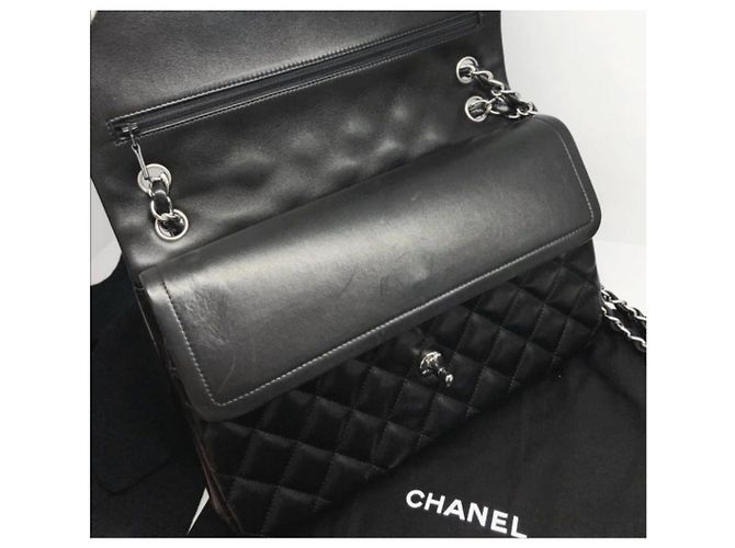 Timeless Chanel Borsa classica jumbo in pelle di agnello nera Nero - vista 4