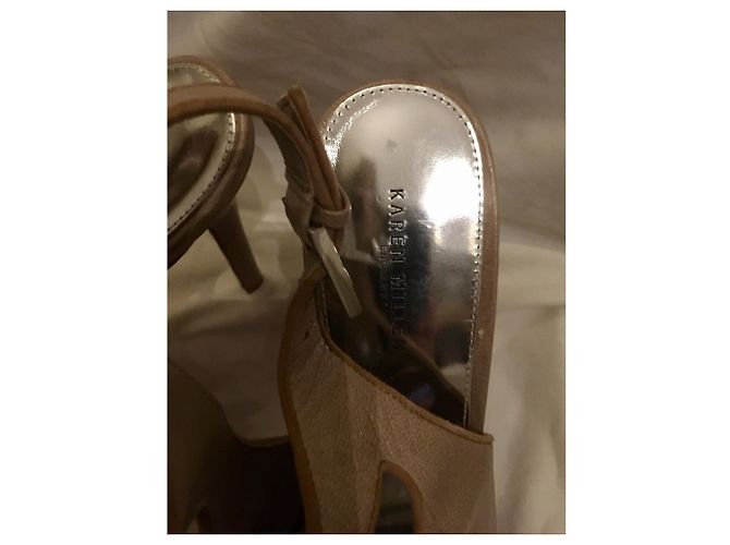 Karen Millen Sling back taupe con nappine - vista 5
