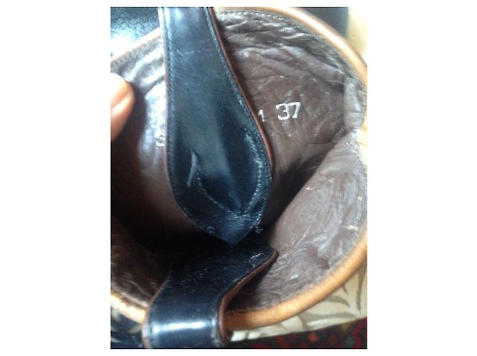 Autre Marque Bottes Sonora en cuir noir - vue 7