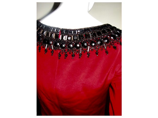 Marchesa Blutrotes Seidenkleid mit Metallverzierung Schwarz - Ansicht 4