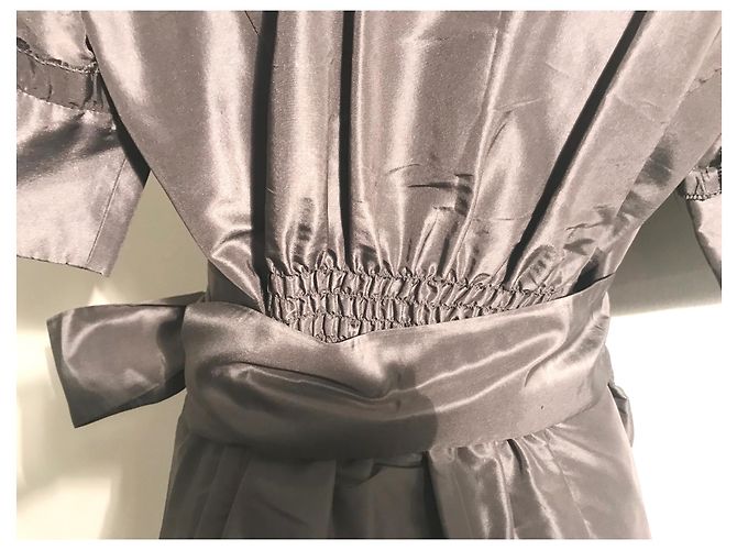 Diane Von Furstenberg Wickelkleid aus Seide Grau Silber - Ansicht 8