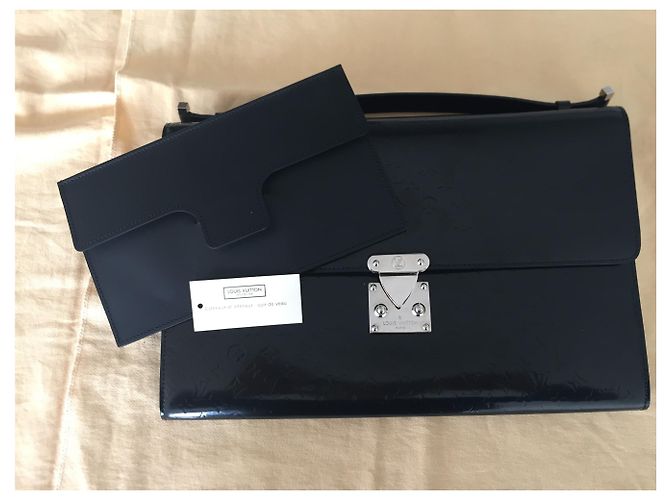 Louis Vuitton Cartella nera Vuitton Nero - vista 8