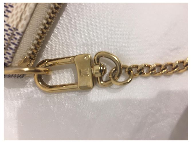 Louis Vuitton Mini Pochette Accessoires Damier Azur Crema - vista 15