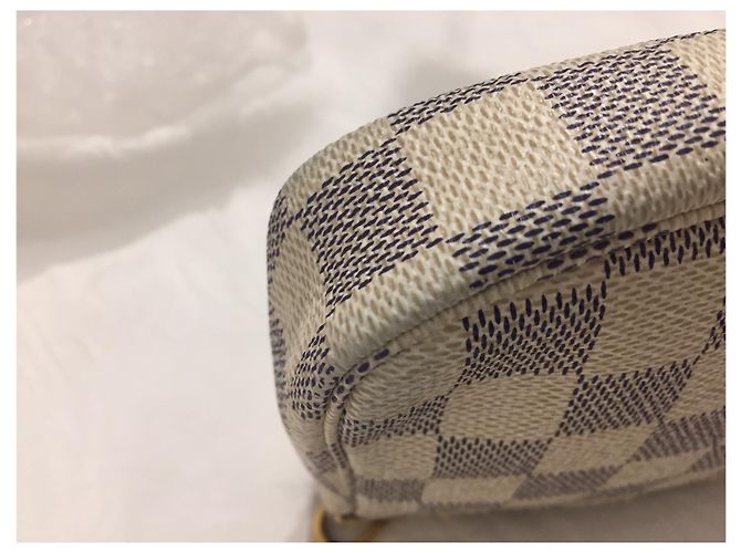 Louis Vuitton Mini Pochette Accessoires Damier Azur Crema - vista 9