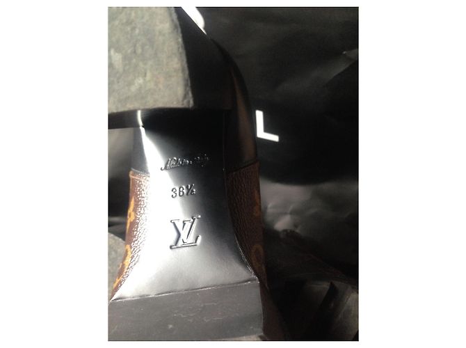 Louis Vuitton STIEFELETTEN L. VUITTON Schwarz - Ansicht 3