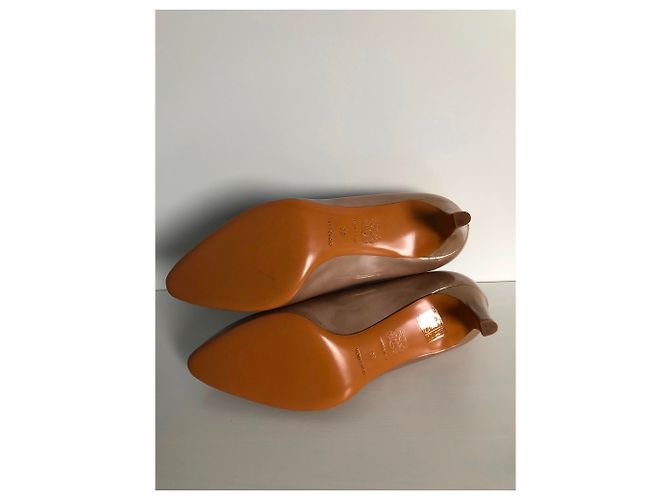 Bruno Magli Pumps aus pinkfarbenem Lackleder 5 cm Absatz - Ansicht 5