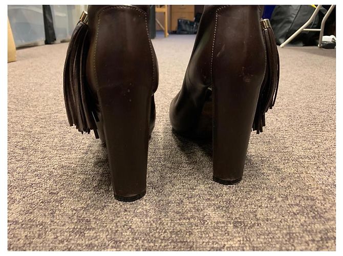 Botas Céline de piel marrón con detalles de pompón Marrón oscuro - vista 5