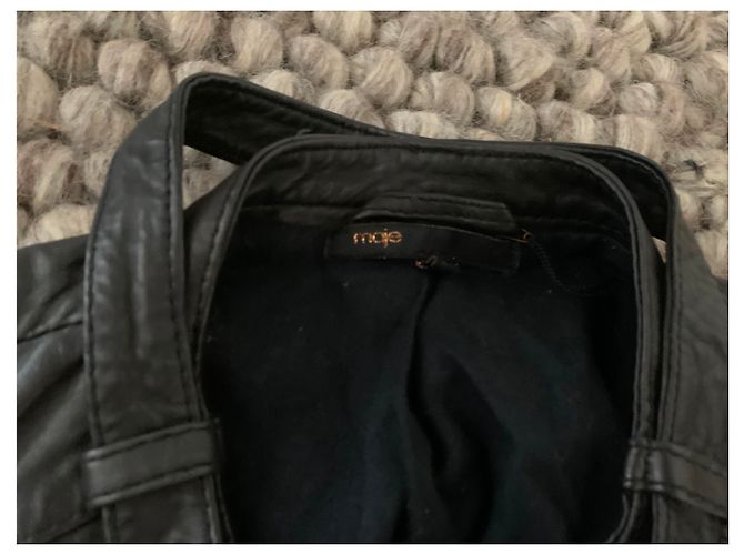 Maje Jacke aus schwarzem Lammleder - Ansicht 2