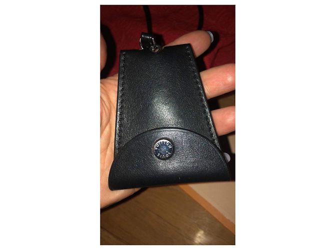 Louis Vuitton Hobo Bag Red Lambskin - view 4