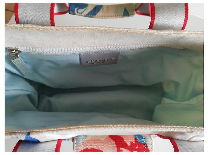 Borsa a mano Chanel in cotone bianco rosso blu - vista 3